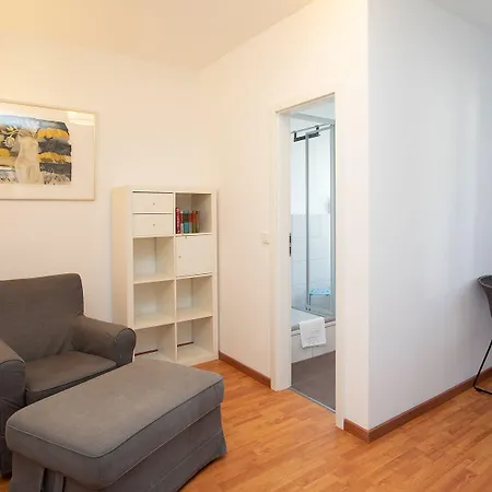 Wertschaetzer Iii - Paulinenstr Lägenhet *